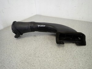 MITSUBISHI PAJERO III 00-06 3.2 DiD ŁAPACZ POWIETRZA DOLOT 2/4 MINIATURA