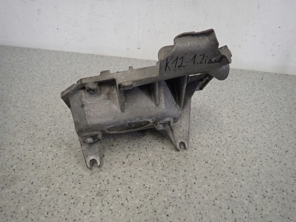 NISSAN MICRA K12 1.2i AUTOMAT 02- PODSTAWA AKUMULATORA ŁAPA SKRZYNI BIEGÓW 3/10