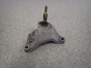 NISSAN MICRA K12 1.2i AUTOMAT 02- ŁAPA GÓRNA SKRZYNI BIEGÓW 1/8 MINIATURA