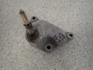 NISSAN MICRA K12 1.2i AUTOMAT 02- ŁAPA GÓRNA SKRZYNI BIEGÓW 3/8 MINIATURA