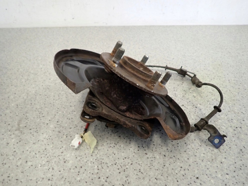 KIA VENGA 09- TARCZA KOTWICZNA ZWROTNICA TYLNA PRAWA 4/6