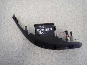 COROLLA VERSO 04-08 KRATKA NAWIEWU GNIAZDO ZAPALNICZKI 4/7 MINIATURA