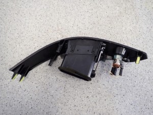 COROLLA VERSO 04-08 KRATKA NAWIEWU GNIAZDO ZAPALNICZKI 7/7 MINIATURA