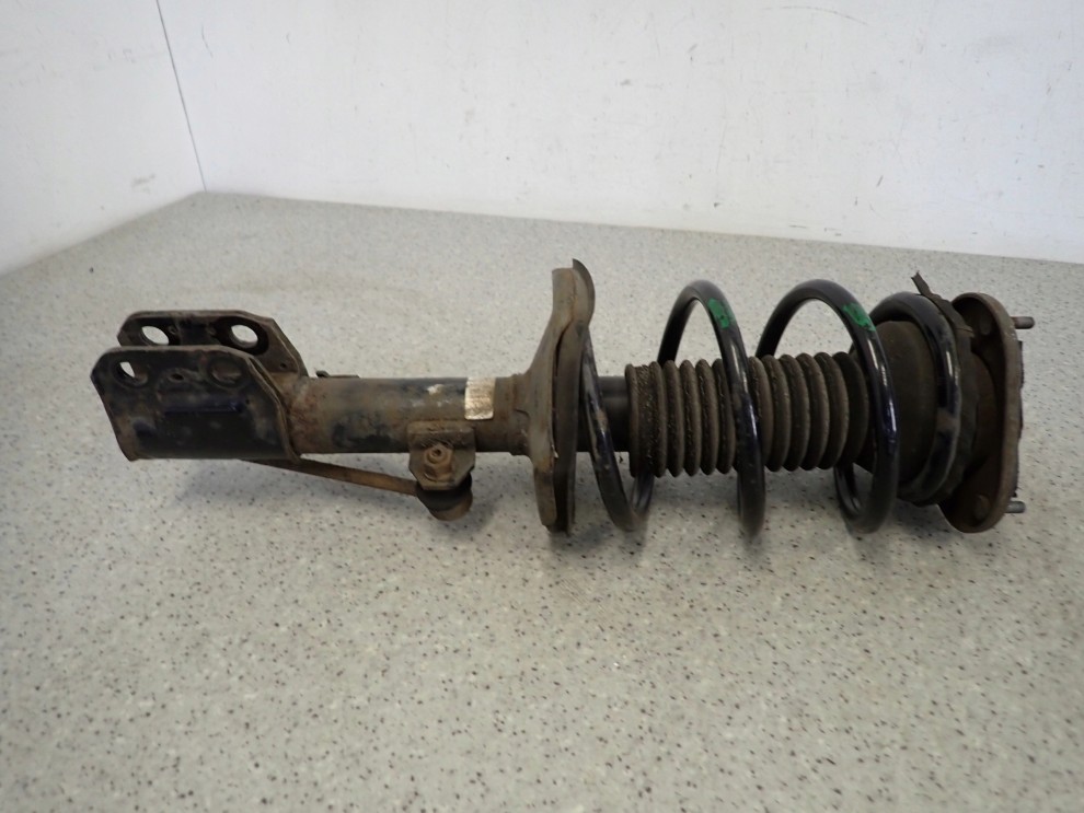 TOYOTA AVENSIS T25 2.0 DIESEL 03-08 AMORTYZATOR PRZEDNI LEWY 6/7