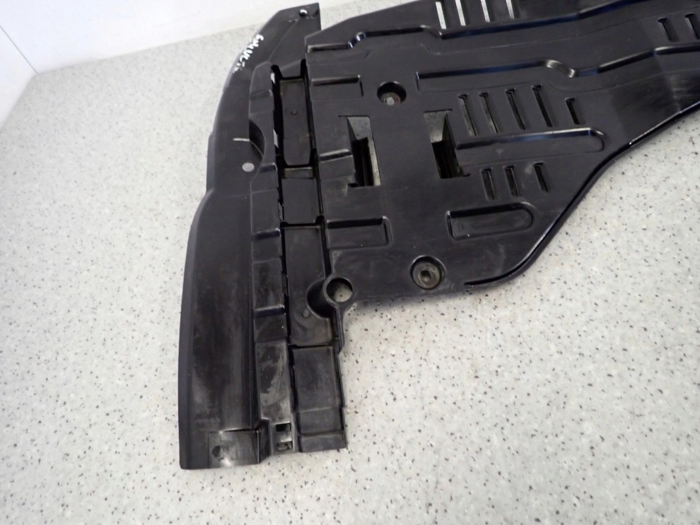 SUZUKI SX4 SEDICI 06-13 OSŁONA DOLNA SILNIKA LEWA 3/8