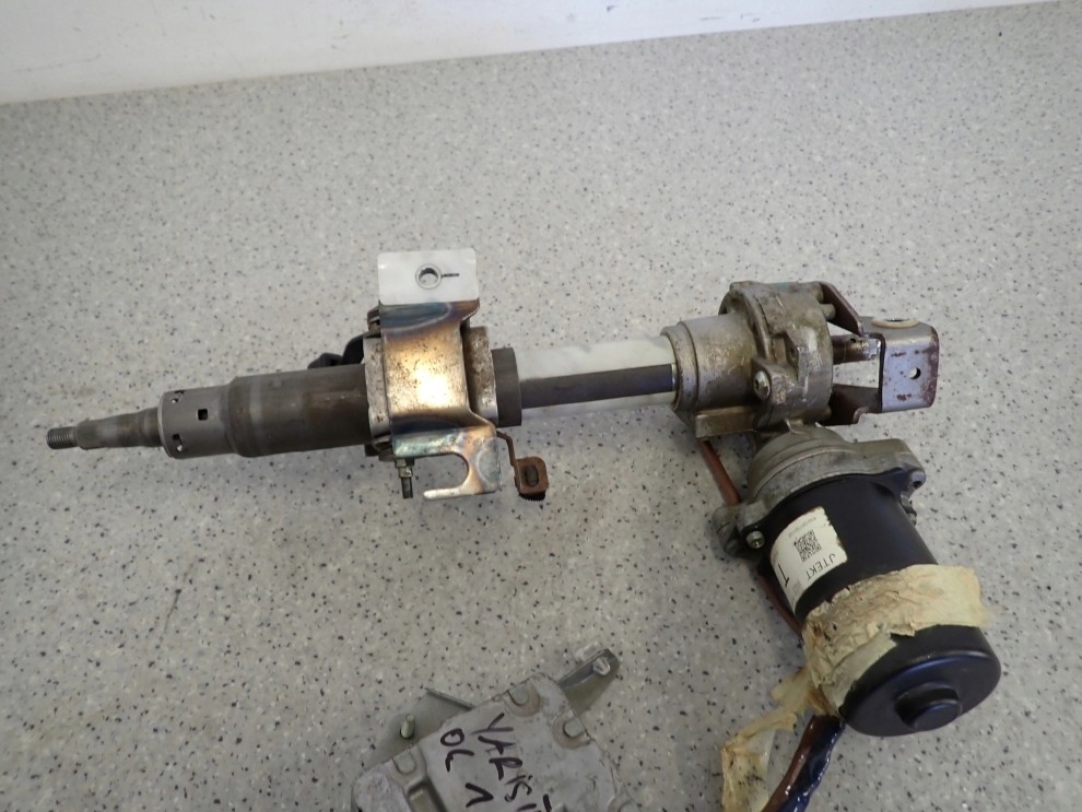 TOYOTA YARIS II 06-09 KOLUMNA KIEROWNICZA WSPOMAGANIE 3/10