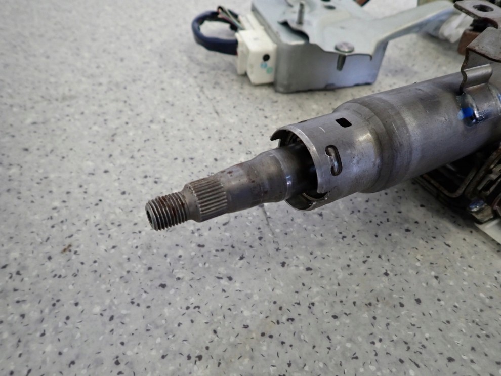 TOYOTA YARIS II 06-09 KOLUMNA KIEROWNICZA WSPOMAGANIE 6/10