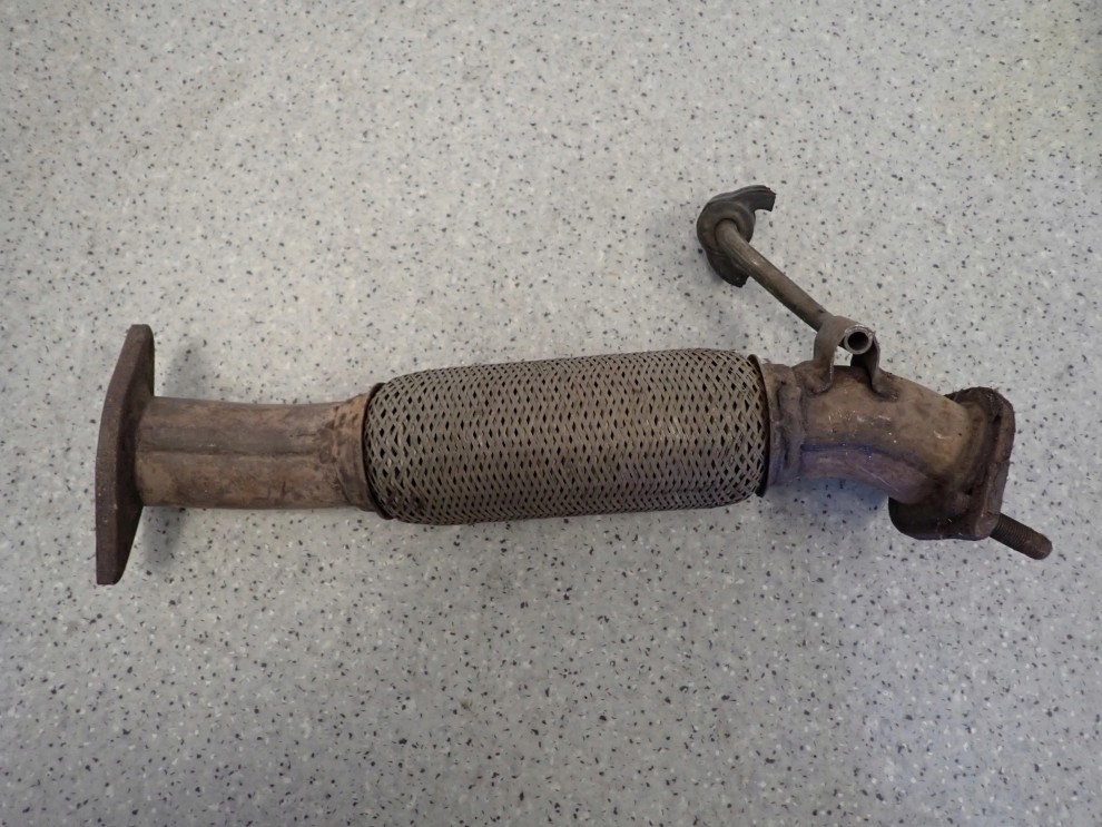 HYUNDAI i30 1.6 CRDI 09-12 ŁĄCZNIK ELASTYCZNY WYDECHU 2/4