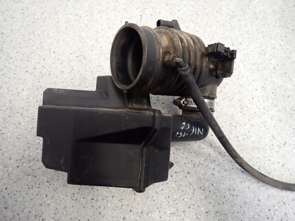 NISSAN ALMERA N16 1.5 BENZ 00-02 RURA POWIETRZA DOLOT 1/5