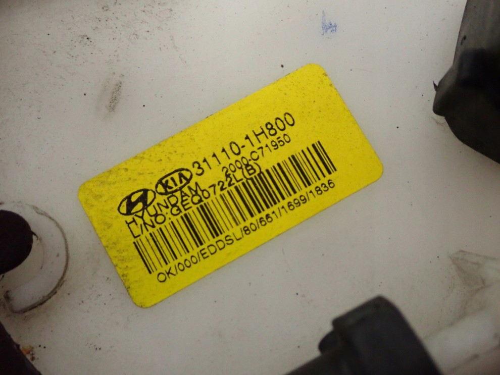 KIA CEED 06-12 1.6 CRDI CZUJNIK POZIOMU PALIWA PŁYWAK 4/4