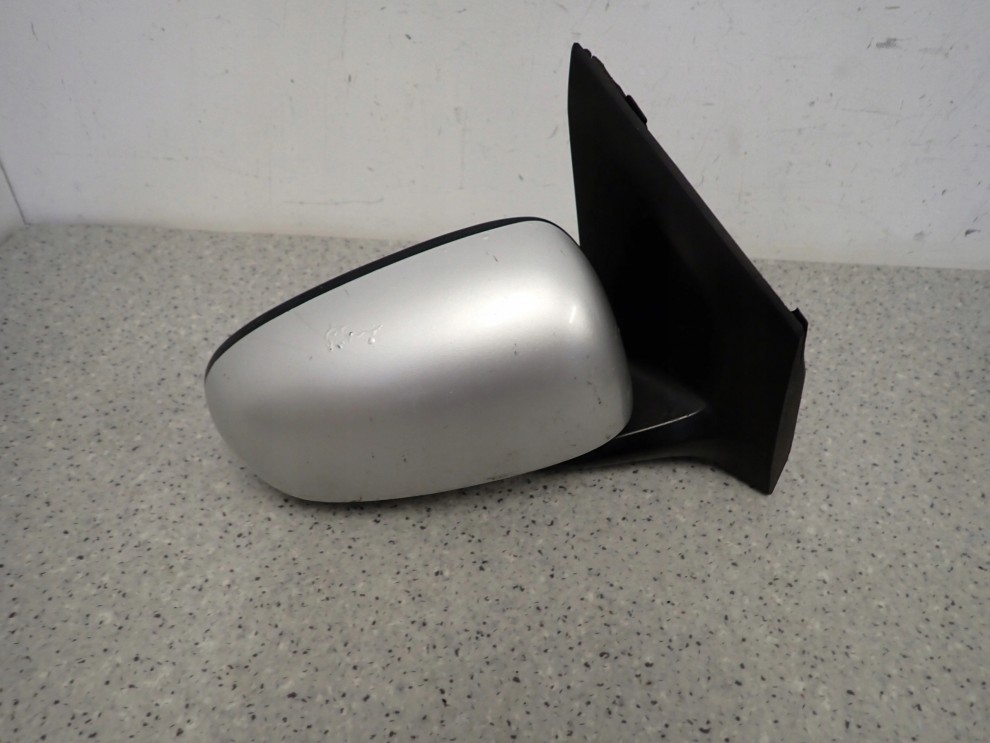 ALMERA TINO 00-06 LUSTERKO PRAWE 3 PINY 9/11