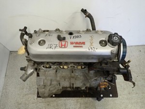 HONDA ACCORD V CE SILNIK 1.8 F18A3 4/11 MINIATURA
