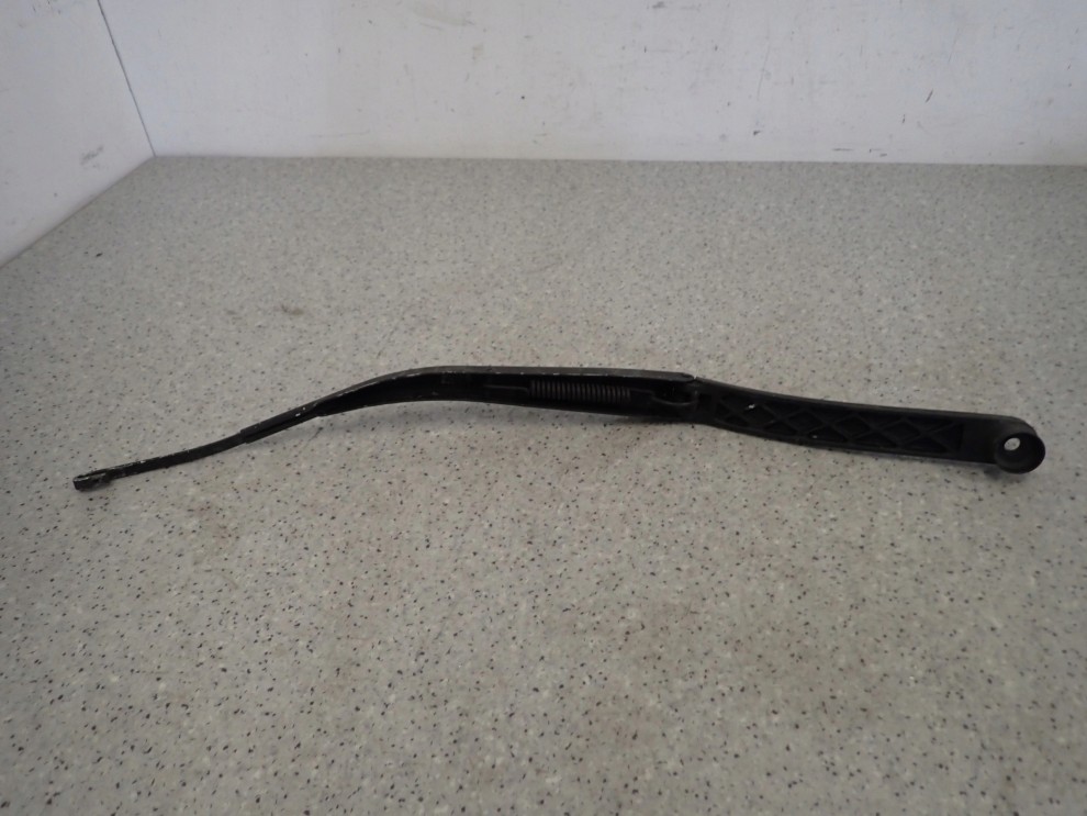 HYUNDAI SONATA V 05-09 RAMIE WYCIERACZKI PRAWE 4/5