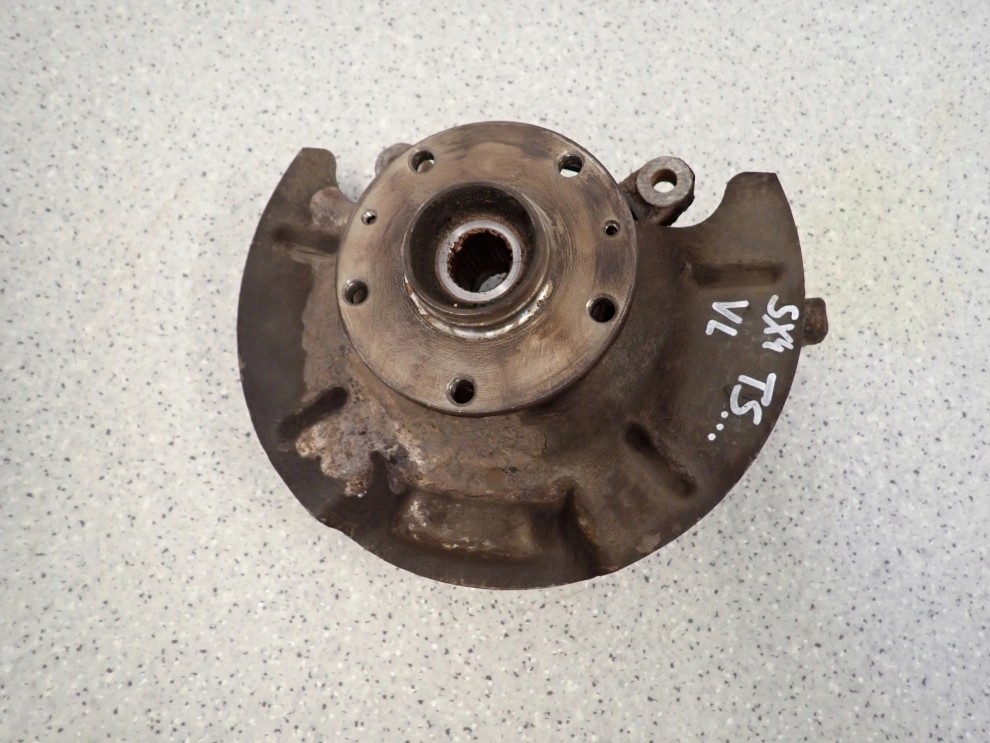 SUZUKI SX4 FIAT SEDICI 06-13 ZWROTNICA PRZEDNIA LEWA WĘGIER TS 3/5