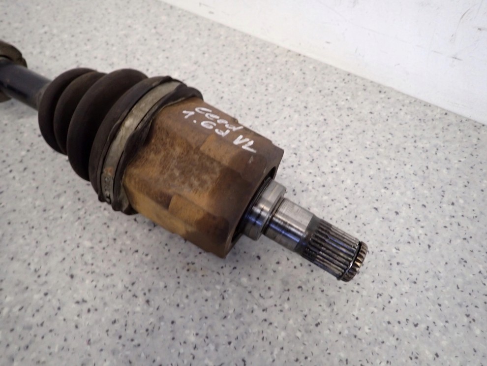 KIA CEED 1.6 CRDI 06-12 PÓŁOŚ PRZEDNIA LEWA 3/5