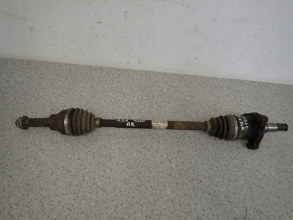 SUZUKI SX4 SEDICI 1.9 DDIS 06-13 PÓŁOŚ TYLNA PRAWA 1/5