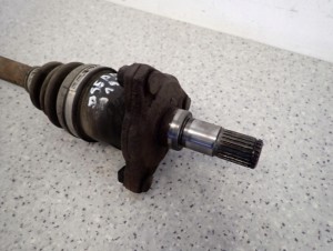 SUZUKI SX4 SEDICI 1.9 DDIS 06-13 PÓŁOŚ TYLNA PRAWA 3/5 MINIATURA