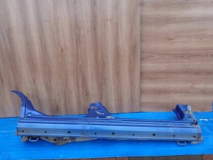 SUZUKI SX4 S-CROSS 13- PRÓG PRAWY ZUM 7/11 MINIATURA