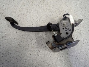 KIA CEED 07-11 PEDAŁ SPRZĘGŁA