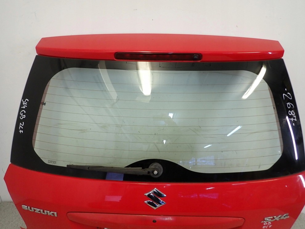 SUZUKI SX4 06-13 KLAPA BAGAŻNIKA SZYBA TYLNA ZCF 3/11