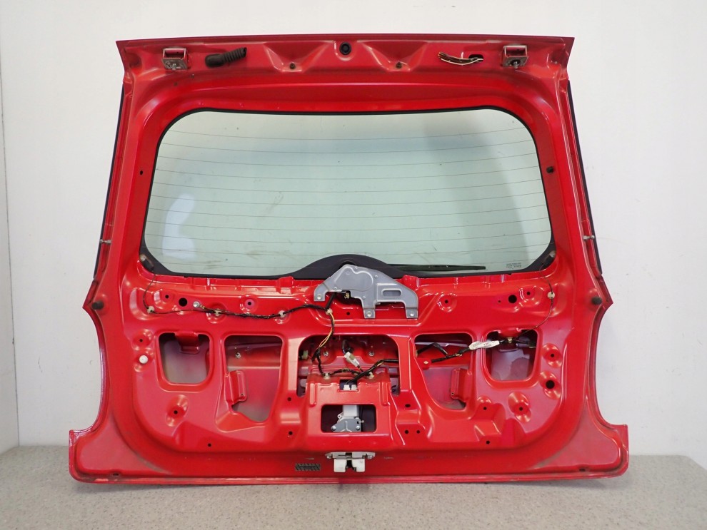 SUZUKI SX4 06-13 KLAPA BAGAŻNIKA SZYBA TYLNA ZCF 8/11