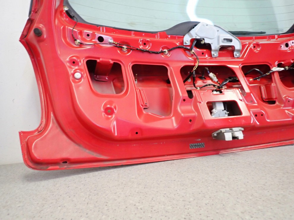 SUZUKI SX4 06-13 KLAPA BAGAŻNIKA SZYBA TYLNA ZCF 10/11