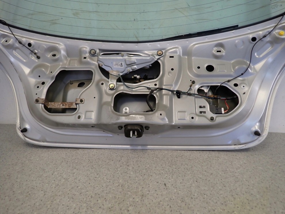 NISSAN ALMERA N16 00-06 KLAPA BAGAŻNIKA SZYBA TYLNA KL0 10/10