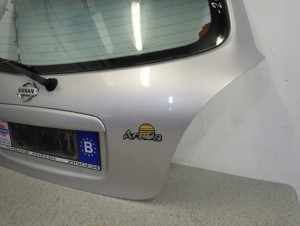 NISSAN ALMERA N16 00-06 KLAPA BAGAŻNIKA SZYBA TYLNA KL0 5/10 MINIATURA