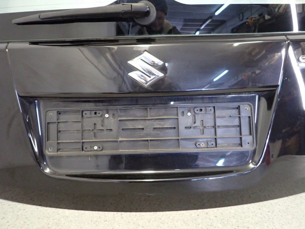 SUZUKI SPLASH 08-14 KLAPA TYLNA BAGAŻNIKA ZCE 3/11