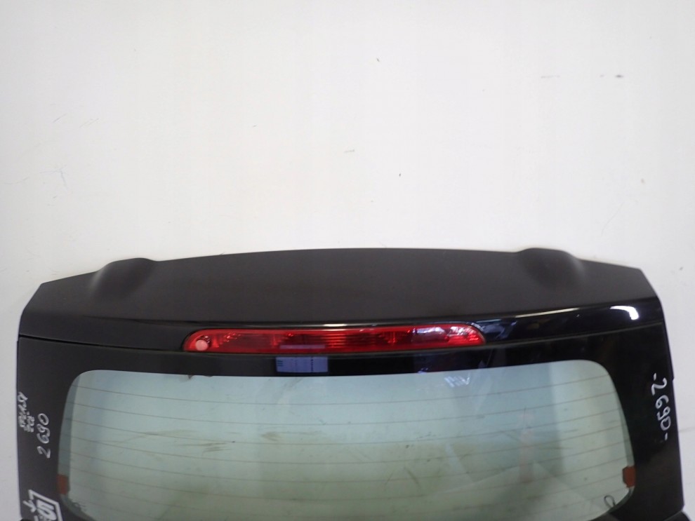 SUZUKI SPLASH 08-14 KLAPA TYLNA BAGAŻNIKA ZCE 5/11