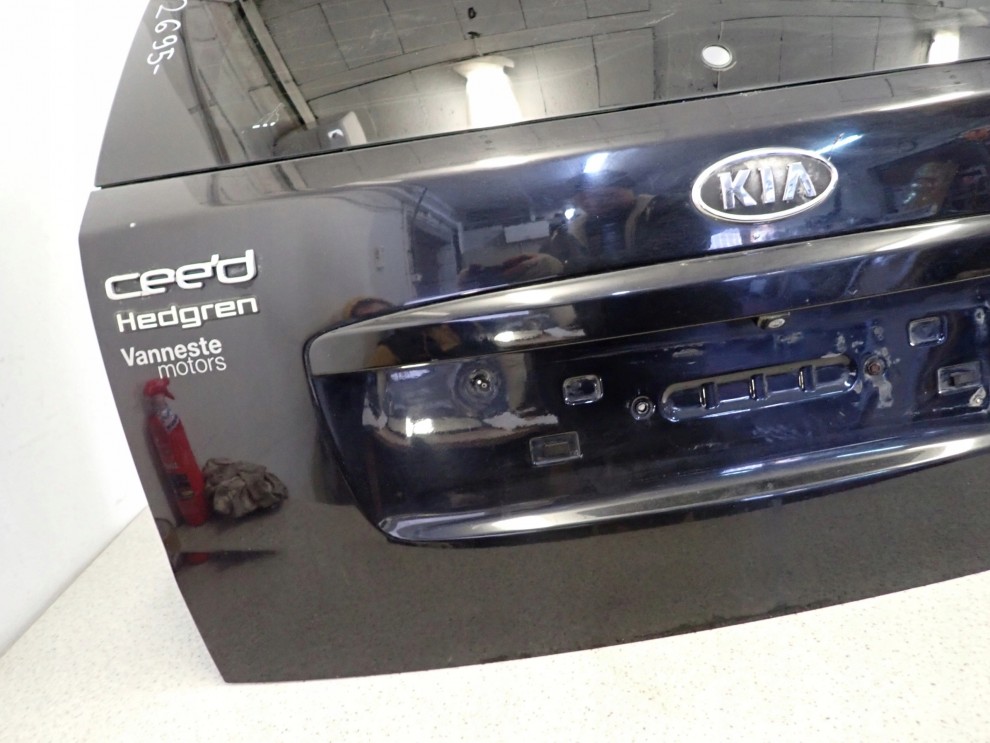 KIA CEED KOMBI 06-12 KLAPA BAGAŻNIKA TYLNA SZYBA 7/12