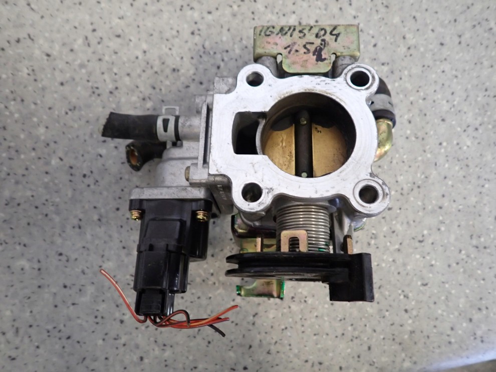 SUZUKI IGNIS II 1.5i 04- PRZEPUSTNICA POWIETRZA 5/5