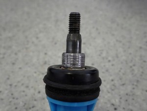 KIA CEED KOMBI 06-12 SILNICZEK WYCIERACZKI TYŁ 2/6 MINIATURA