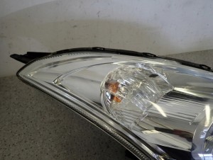 SUZUKI SWIFT MK7 10-16 REFLEKTOR PRZEDNI PRAWY LAMPA PRZÓD EUROPA 4/9 MINIATURA