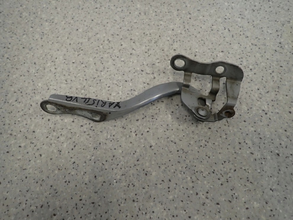 TOYOTA YARIS II 06-09 ZAWIAS MASKI PRAWY 2/4