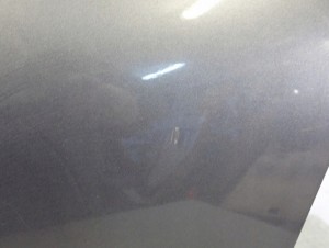 NISSAN ALMERA N16 HB 00-06 SZYBA TYLNA BAGAŻNIKA KLAPA NA SZYBĘ 8/10 MINIATURA