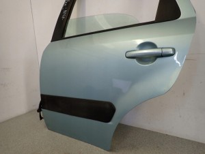 SUZUKI SX4 06-12 DRZWI TYLNE LEWE ZEE 7/11 MINIATURA