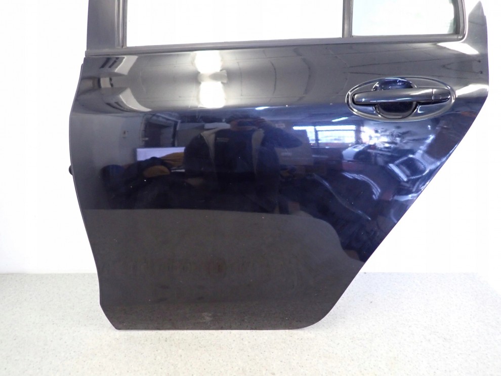 TOYOTA YARIS II 06-11 5d DRZWI TYLNE LEWE 209 2/14