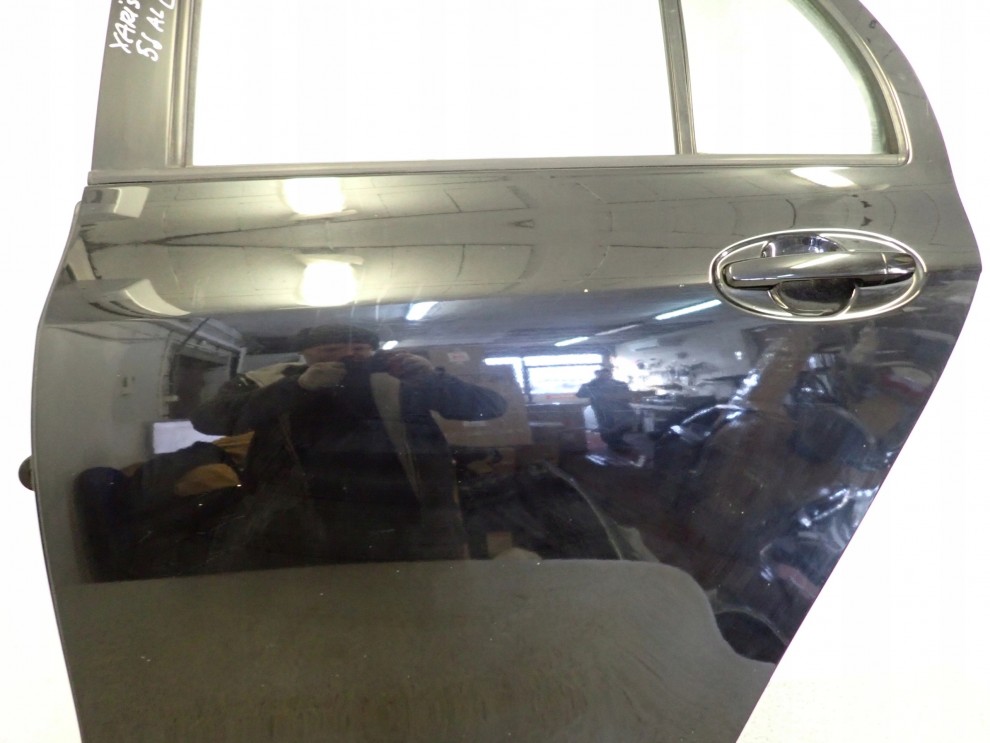 TOYOTA YARIS II 06-11 5d DRZWI TYLNE LEWE 209 10/14