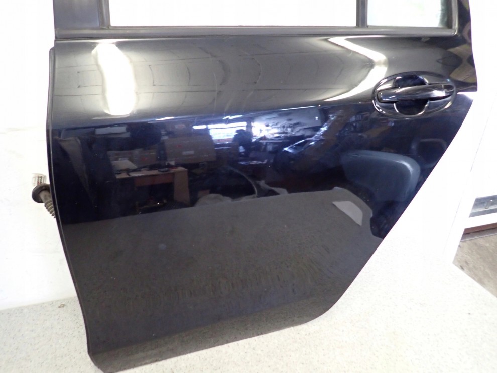 TOYOTA YARIS II 06-11 5d DRZWI TYLNE LEWE 209 12/14