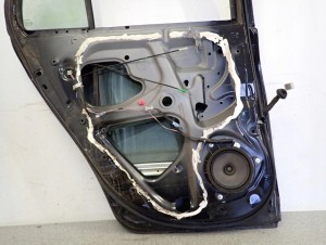 TOYOTA YARIS II 06-11 5d DRZWI TYLNE LEWE 209 14/14 MINIATURA