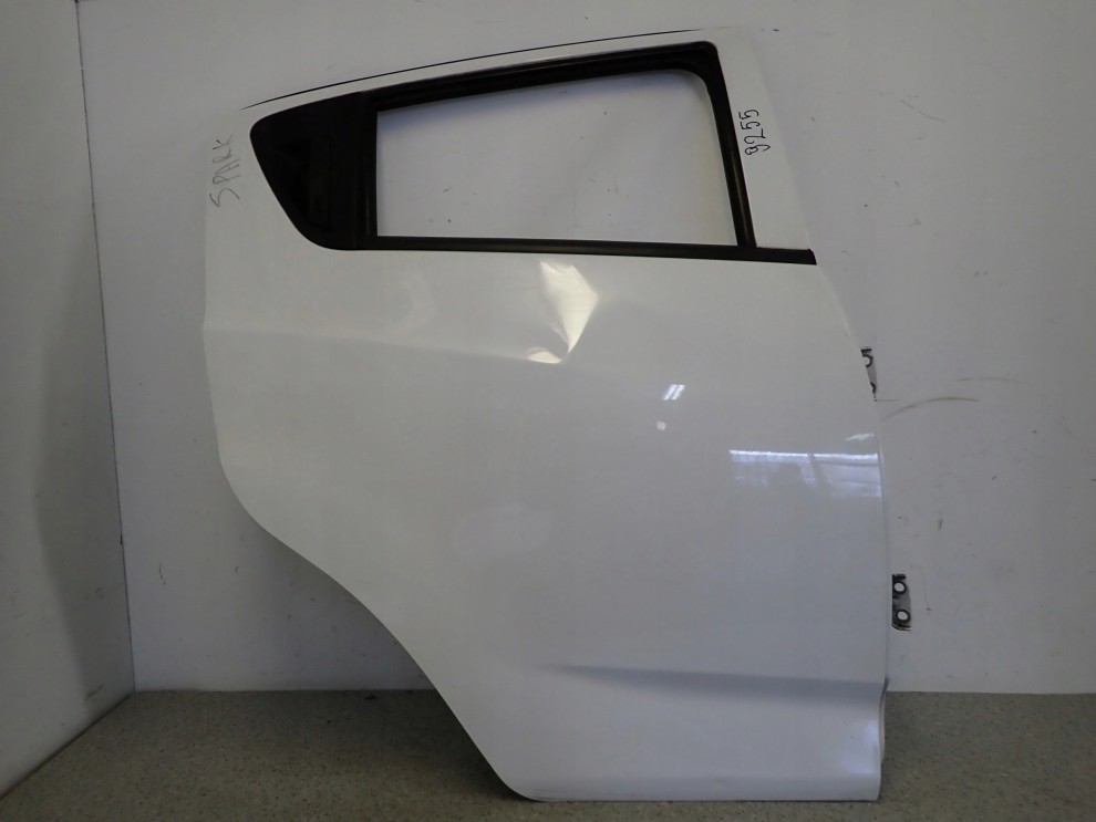 CHEVROLET SPARK 09-15 DRZWI TYLNE PRAWE GAZ 1/9