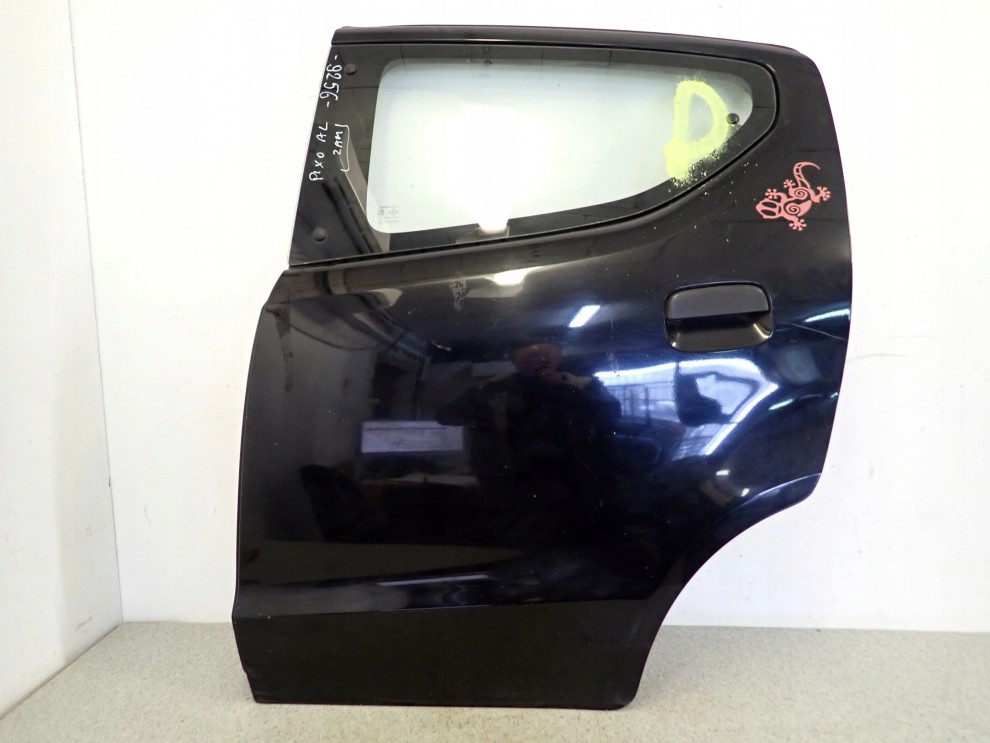 SUZUKI ALTO NISSAN PIXO 09- DRZWI TYLNE LEWE ZAM 1/9