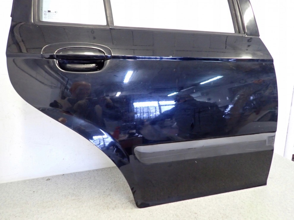 HYUNDAI GETZ 02-10 5d DRZWI TYLNE PRAWE EB 4/11