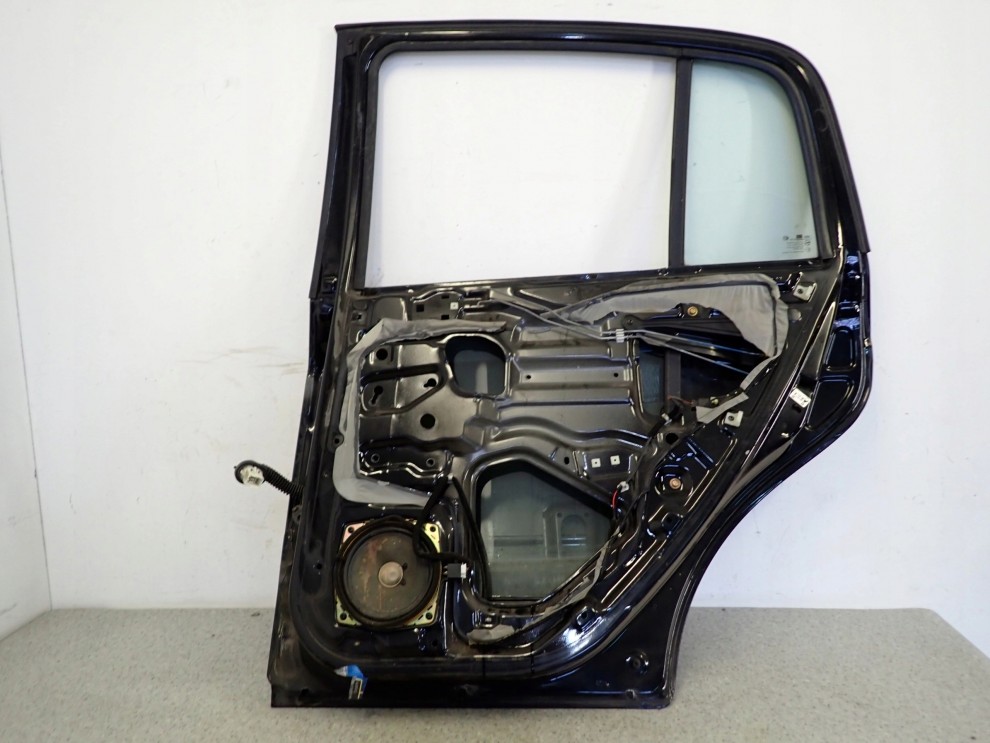 HYUNDAI GETZ 02-10 5d DRZWI TYLNE PRAWE EB 10/11