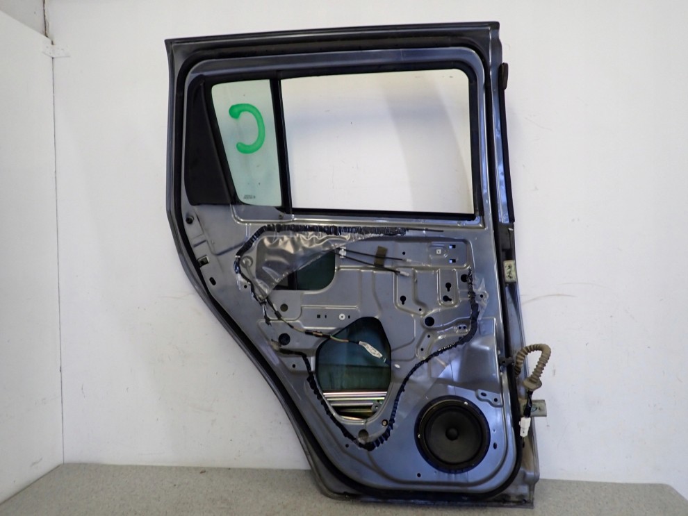 SUZUKI SWIFT 5d MK6 04-09 DRZWI TYLNE LEWE ZCD 10/11