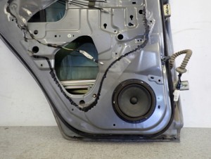 SUZUKI SWIFT 5d MK6 04-09 DRZWI TYLNE LEWE ZCD 11/11 MINIATURA