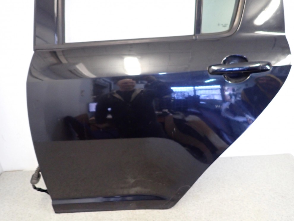 SUZUKI SWIFT 5d MK6 04-09 DRZWI TYLNE LEWE ZCE 2/11