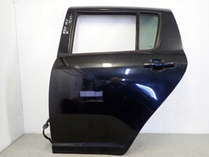 SUZUKI SWIFT 5d MK6 04-09 DRZWI TYLNE LEWE ZCE 1/11 MINIATURA