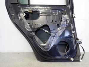 SUZUKI SWIFT 5d MK6 04-09 DRZWI TYLNE LEWE ZCE 11/11 MINIATURA